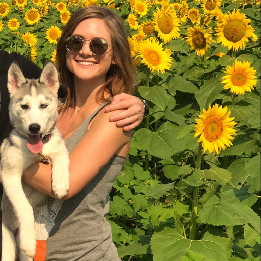 Meet your Posher, Laura